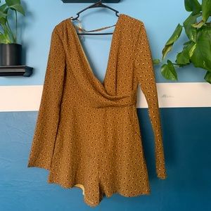 Long sleeve summer romper size M